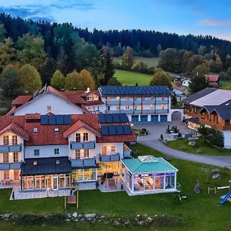 Chalet Tanzboden Fuer 8 Pers Wellness Inkl- Bayerischer Wald شقة